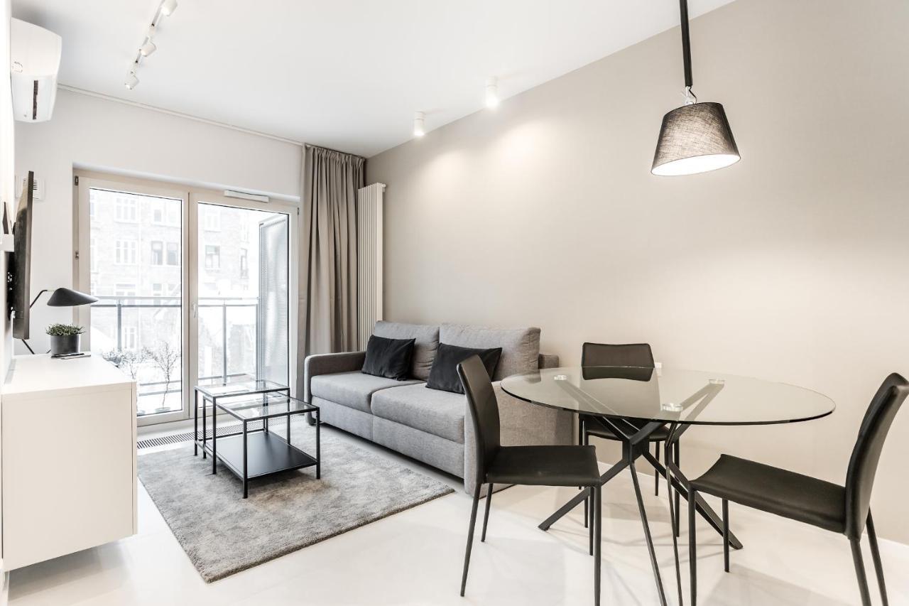 Mennica Residence Deluxe Варшава Экстерьер фото