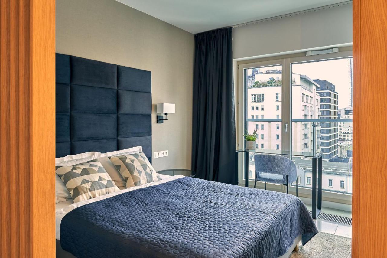 Mennica Residence Deluxe Варшава Экстерьер фото