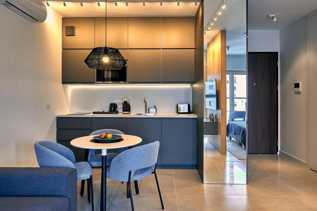 Mennica Residence Deluxe Варшава Экстерьер фото