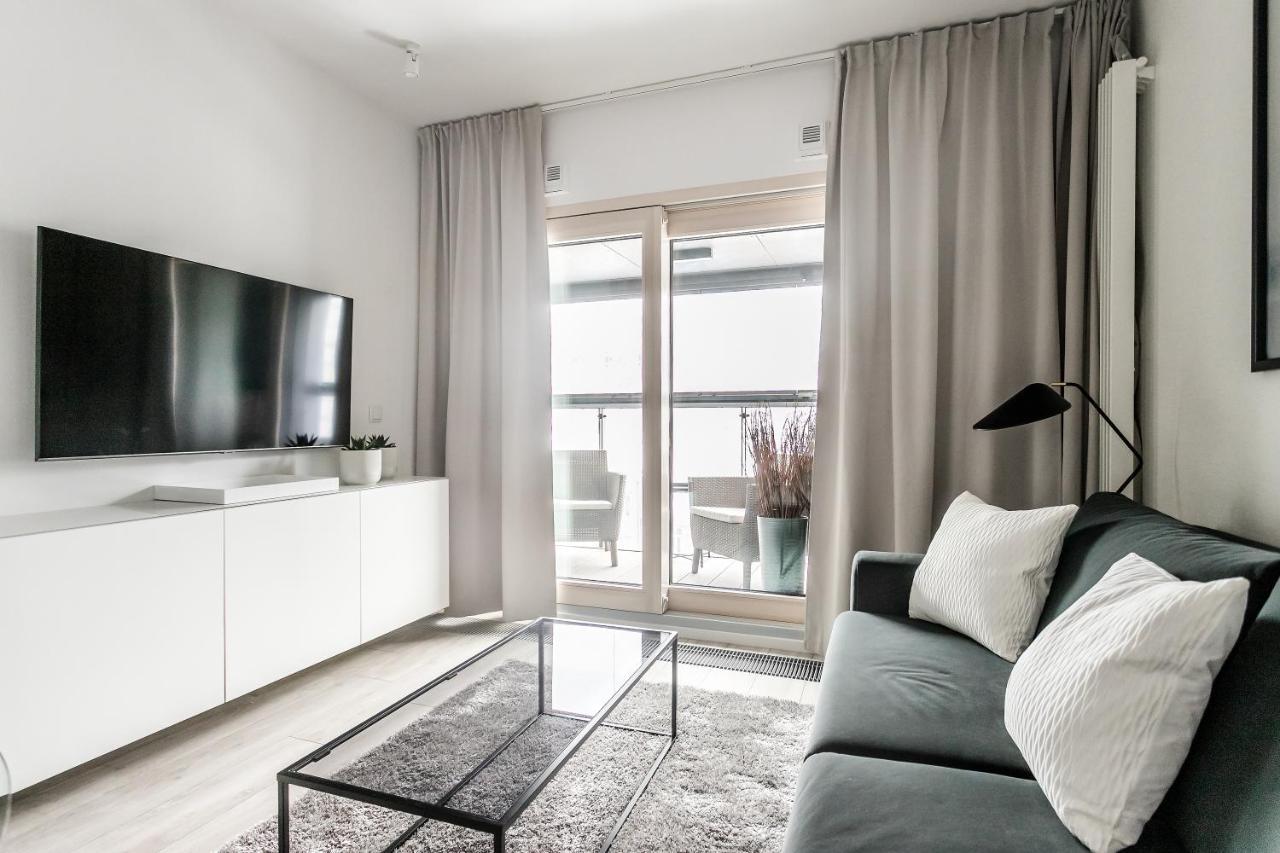 Mennica Residence Deluxe Варшава Экстерьер фото