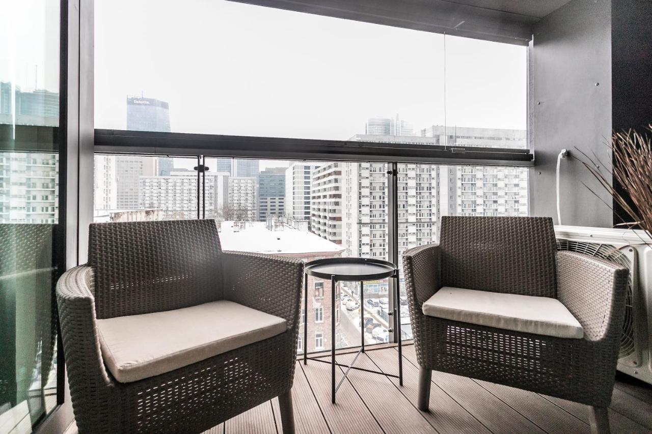 Mennica Residence Deluxe Варшава Экстерьер фото