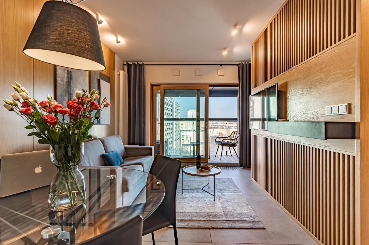 Mennica Residence Deluxe Варшава Экстерьер фото