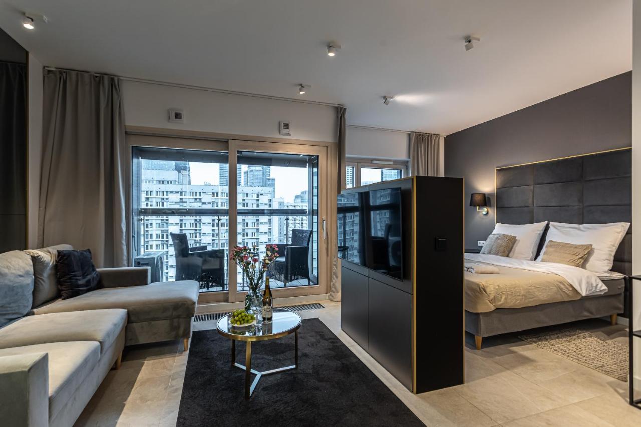 Mennica Residence Deluxe Варшава Экстерьер фото