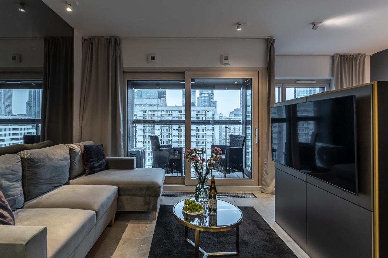Mennica Residence Deluxe Варшава Экстерьер фото